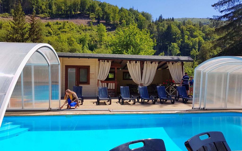 Tsarynka Eco Complex Hotell Slavskoje Eksteriør bilde