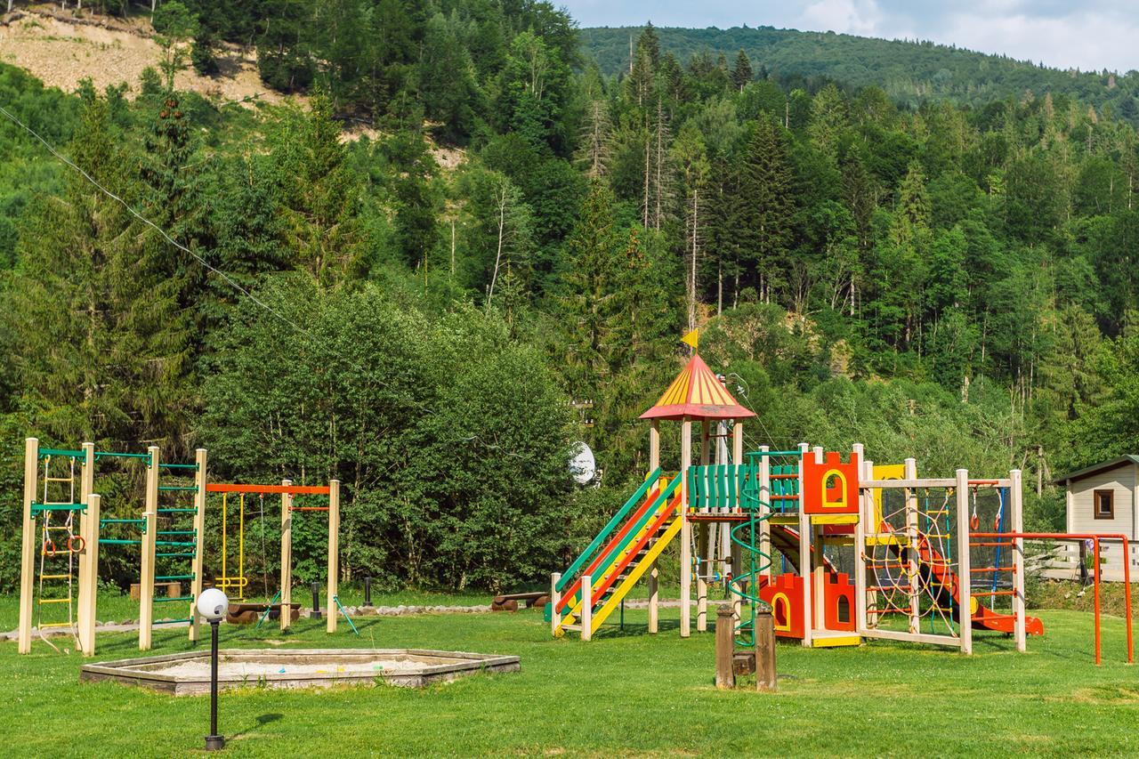 Tsarynka Eco Complex Hotell Slavskoje Eksteriør bilde