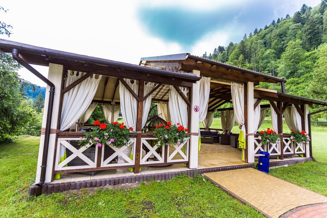 Tsarynka Eco Complex Hotell Slavskoje Eksteriør bilde
