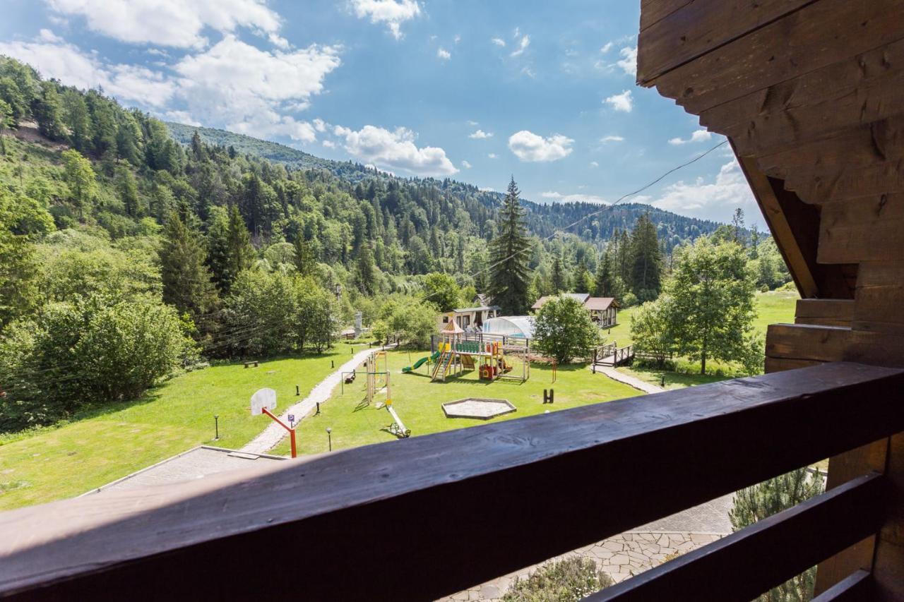 Tsarynka Eco Complex Hotell Slavskoje Eksteriør bilde